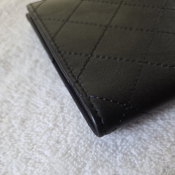 CHANEL So Black Quilted Grained Calfskin Passport Card Holder Wallet - Picture 8 of 12